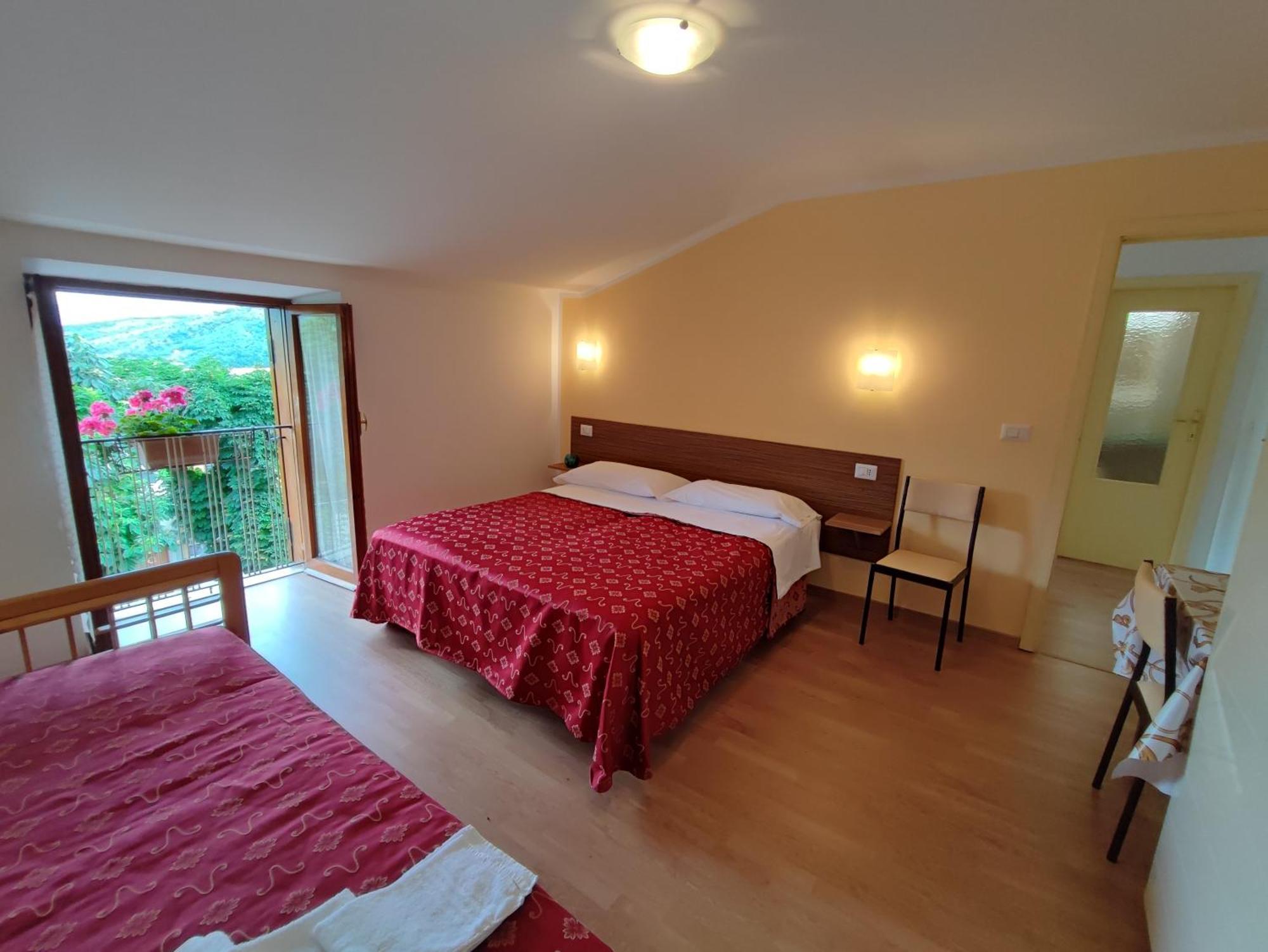 Amoroso'S House, Affittacamere Caramanico Terme Extérieur photo